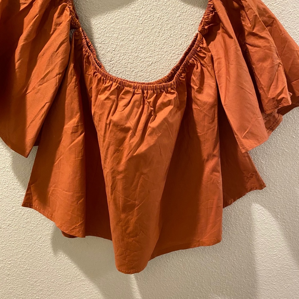 copper ruffle crop top